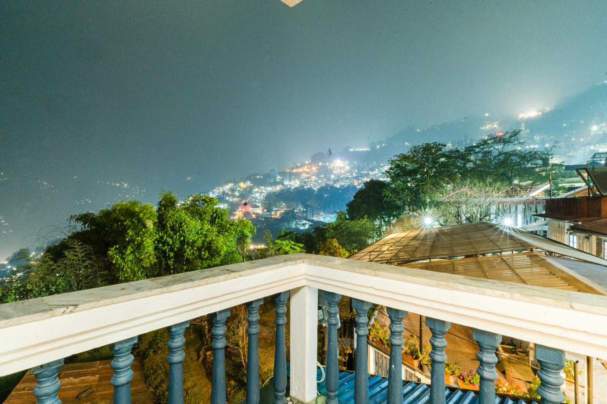 Sparrow Cherry Resort 2 Min Walk To Mg Marg Gangtok Esterno foto